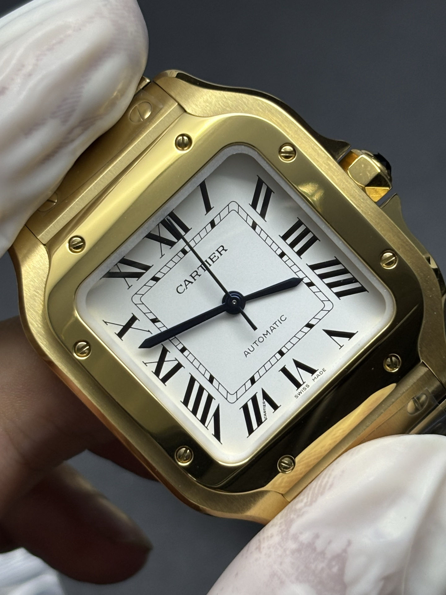 Classic Cartier Santos de Cartier 18K Yellow Gold Case 132