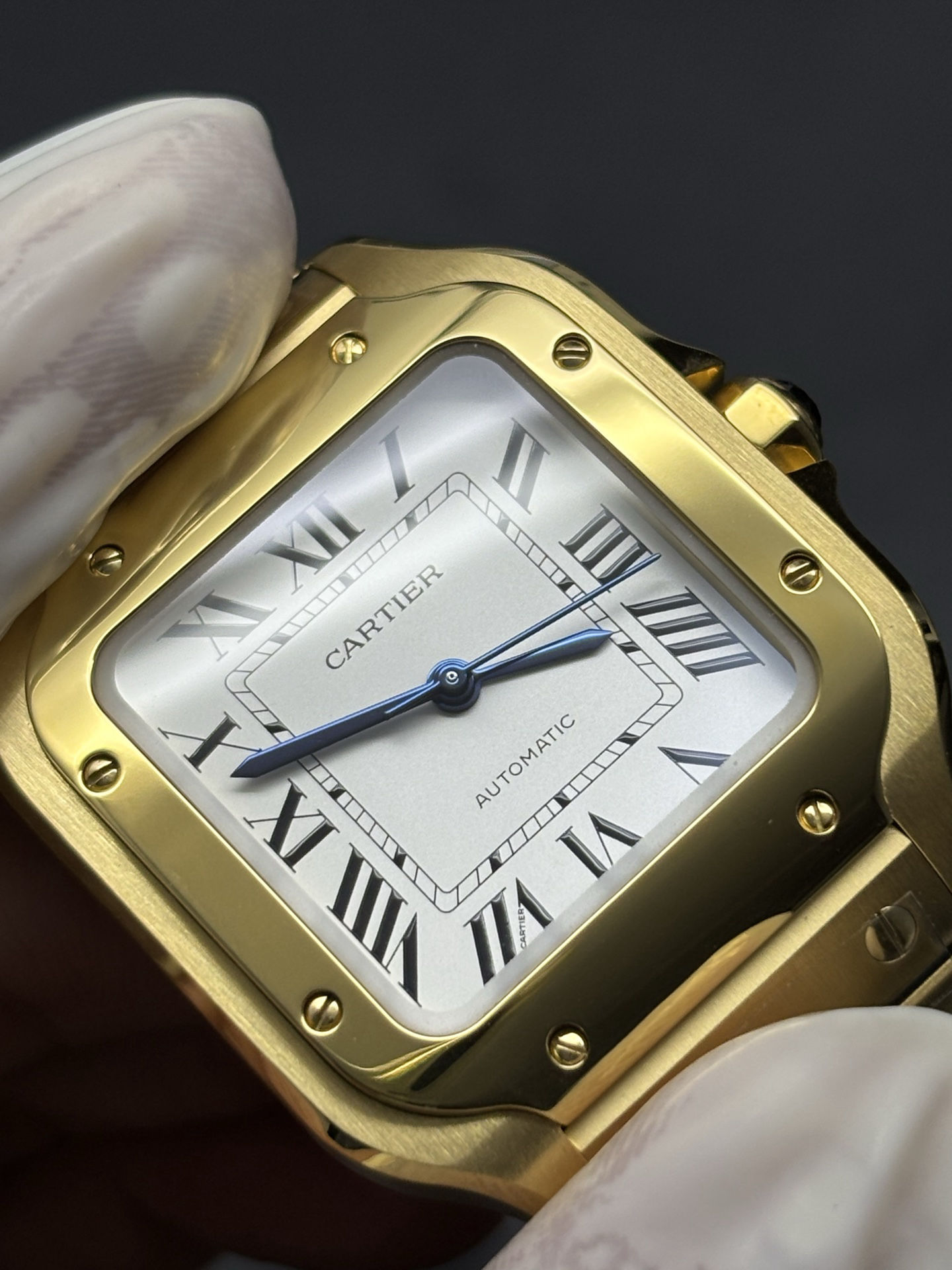 Classic Cartier Santos de Cartier 18K Yellow Gold Case 132