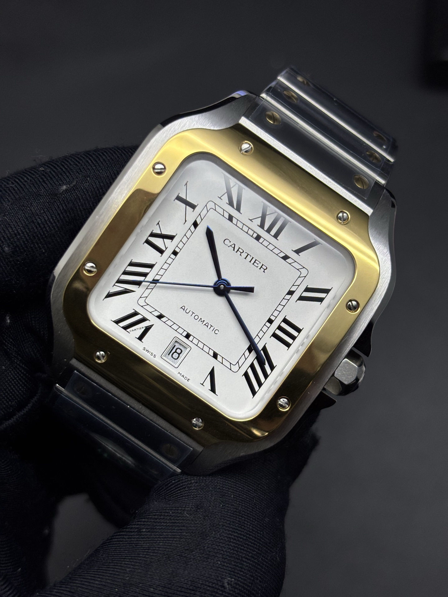 Cartier Santos de Cartier Large Model 18K Yellow Gold Bezel Sophisticated 141