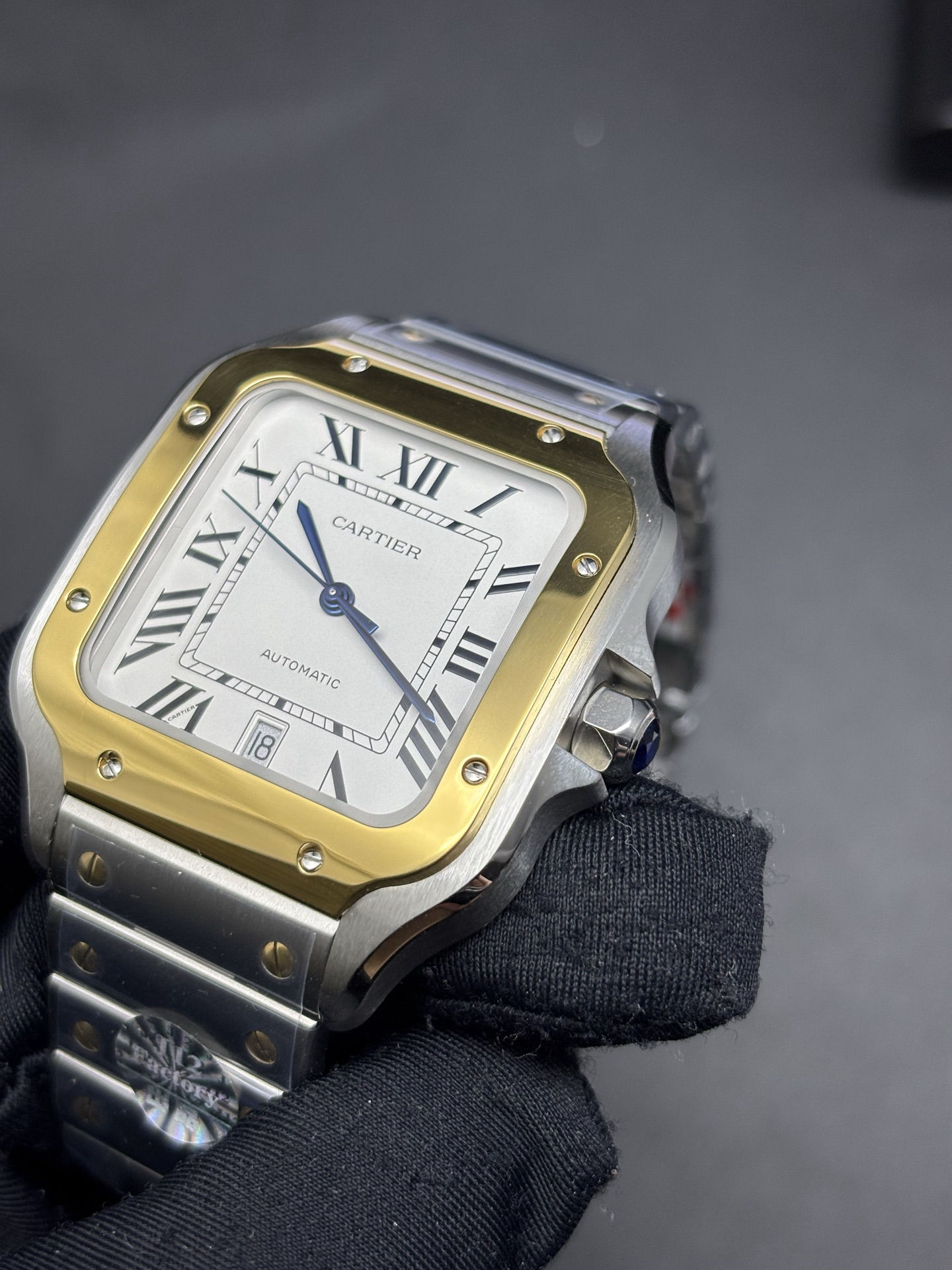 Cartier Santos de Cartier Large Model 18K Yellow Gold Bezel Sophisticated 141