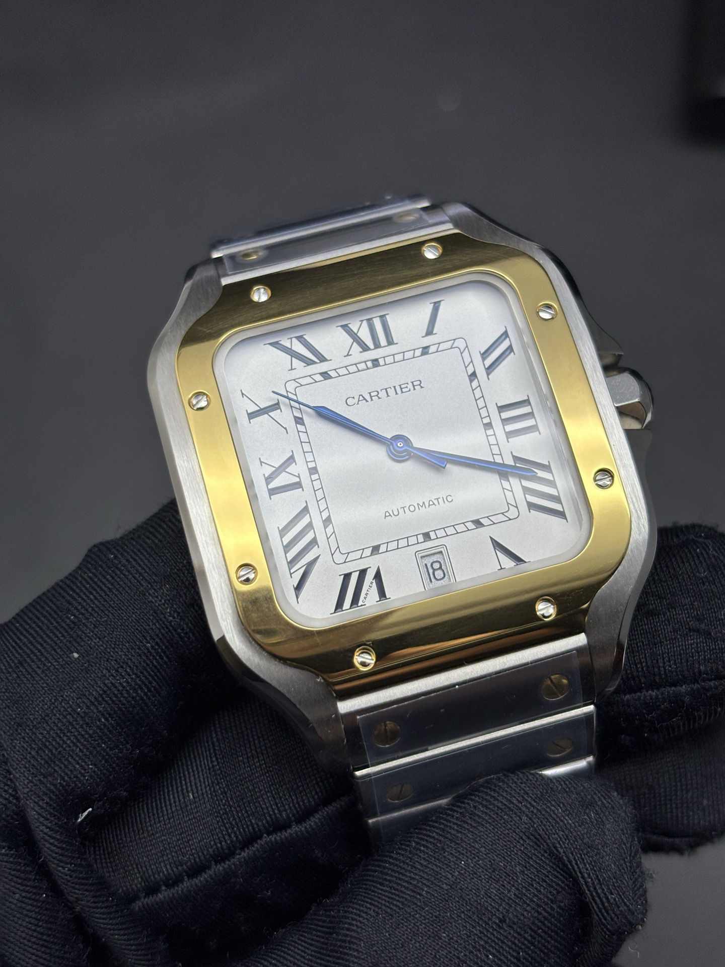Cartier Santos de Cartier Large Model 18K Yellow Gold Bezel Sophisticated 141