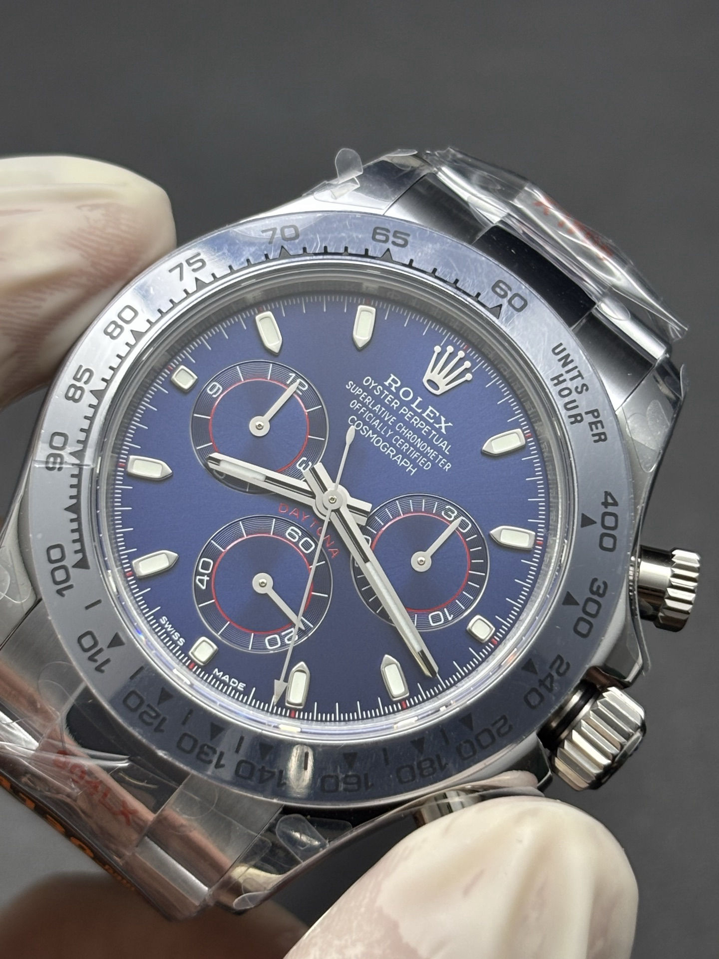 Daytona Chronograph Stainless Steel Blue Dial Resilient 16