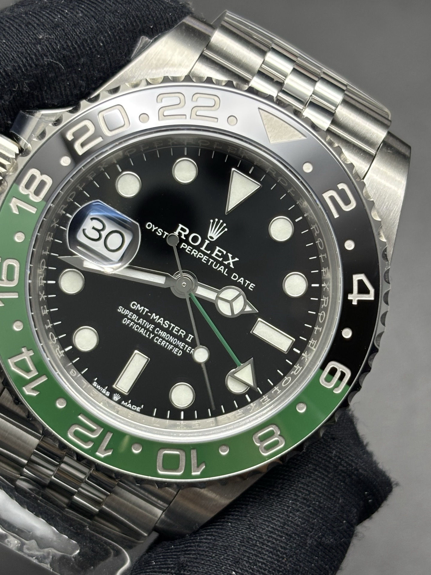 GMT-Master II Sprite Left-Handed Stainless Steel on Jubilee Bracelet OnTrend 13