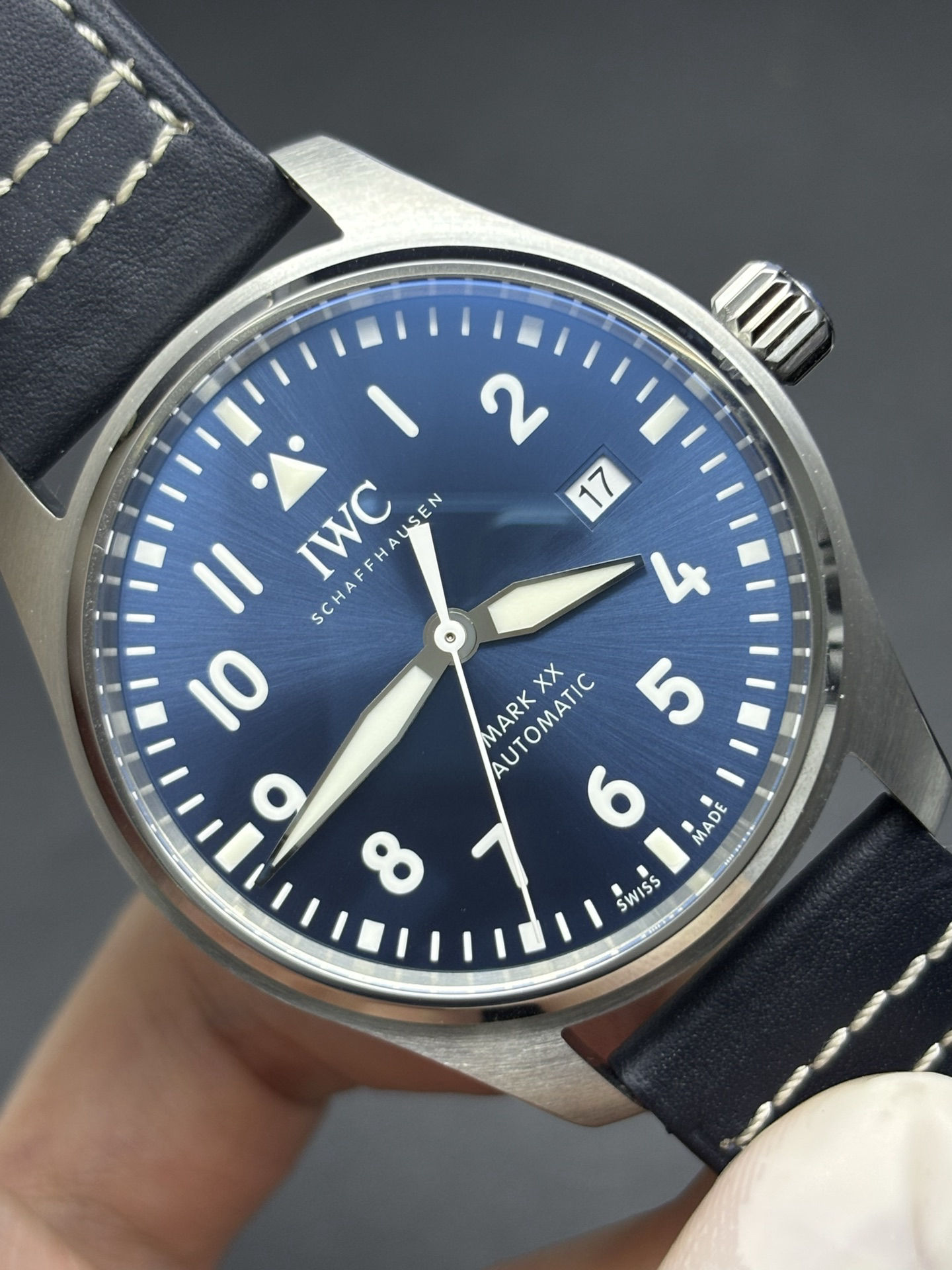 Comfortable IWC Pilot's Watch Mark XX Reference IW328203 With Blue Dial 184