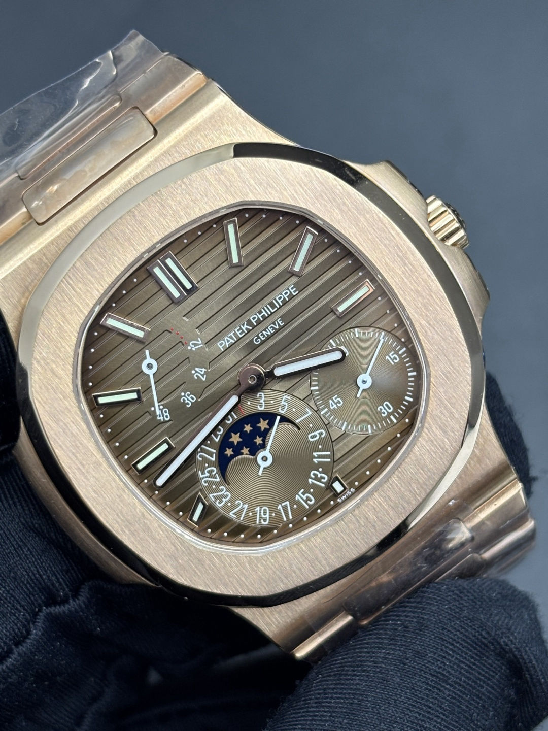 Elegant Nautilus Moonphase Rose Gold Brown Dial 40mm 85