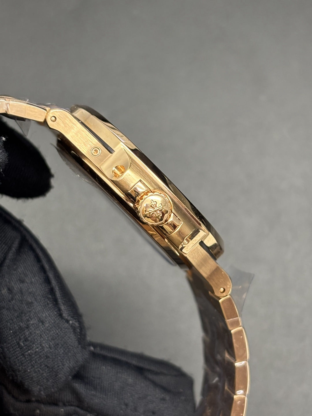 Elegant Nautilus Moonphase Rose Gold Brown Dial 40mm 85