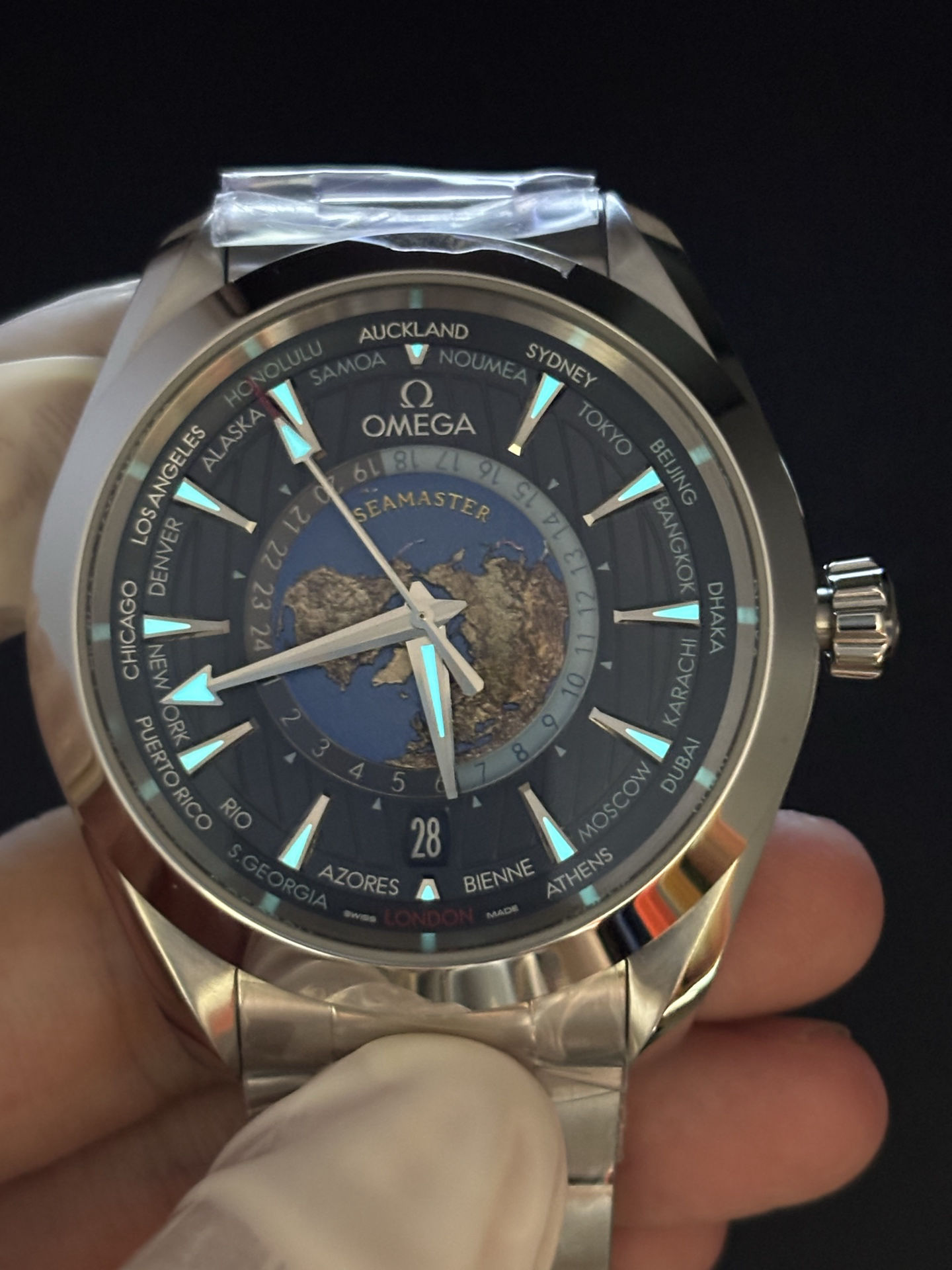 Tailored OMEGA Seamaster Aqua Terra 150M Co-Axial Master Chronometer GMT Worldtimer 127