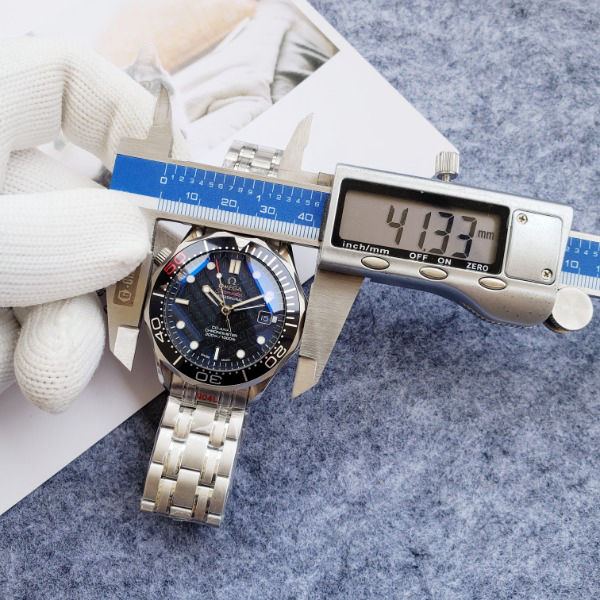 WeatherProof Omega 007 James Bond Mens Watch with Blue Dial 111