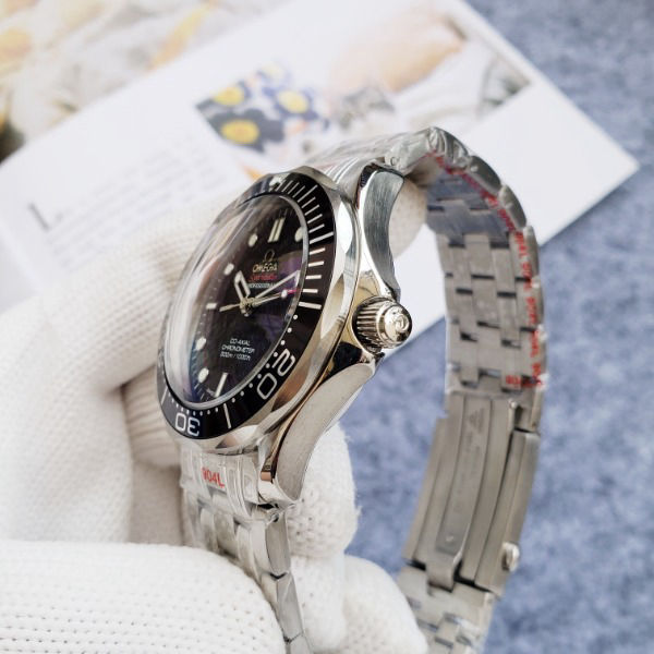 WeatherProof Omega 007 James Bond Mens Watch with Blue Dial 111