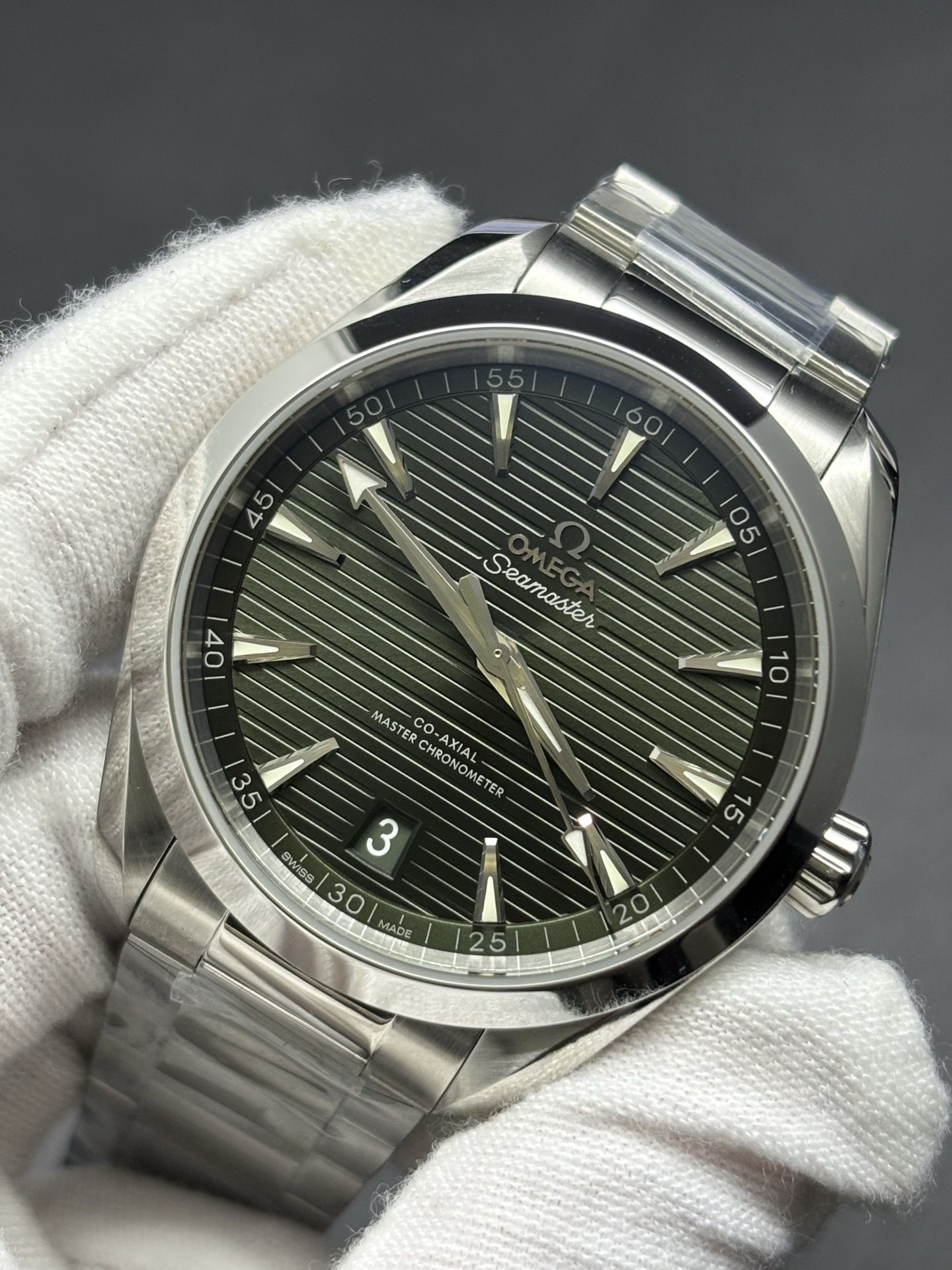 Omega Seamaster Aqua Terra 150M Co-Axial Master Chronometer 41mm MultiPurpose 118