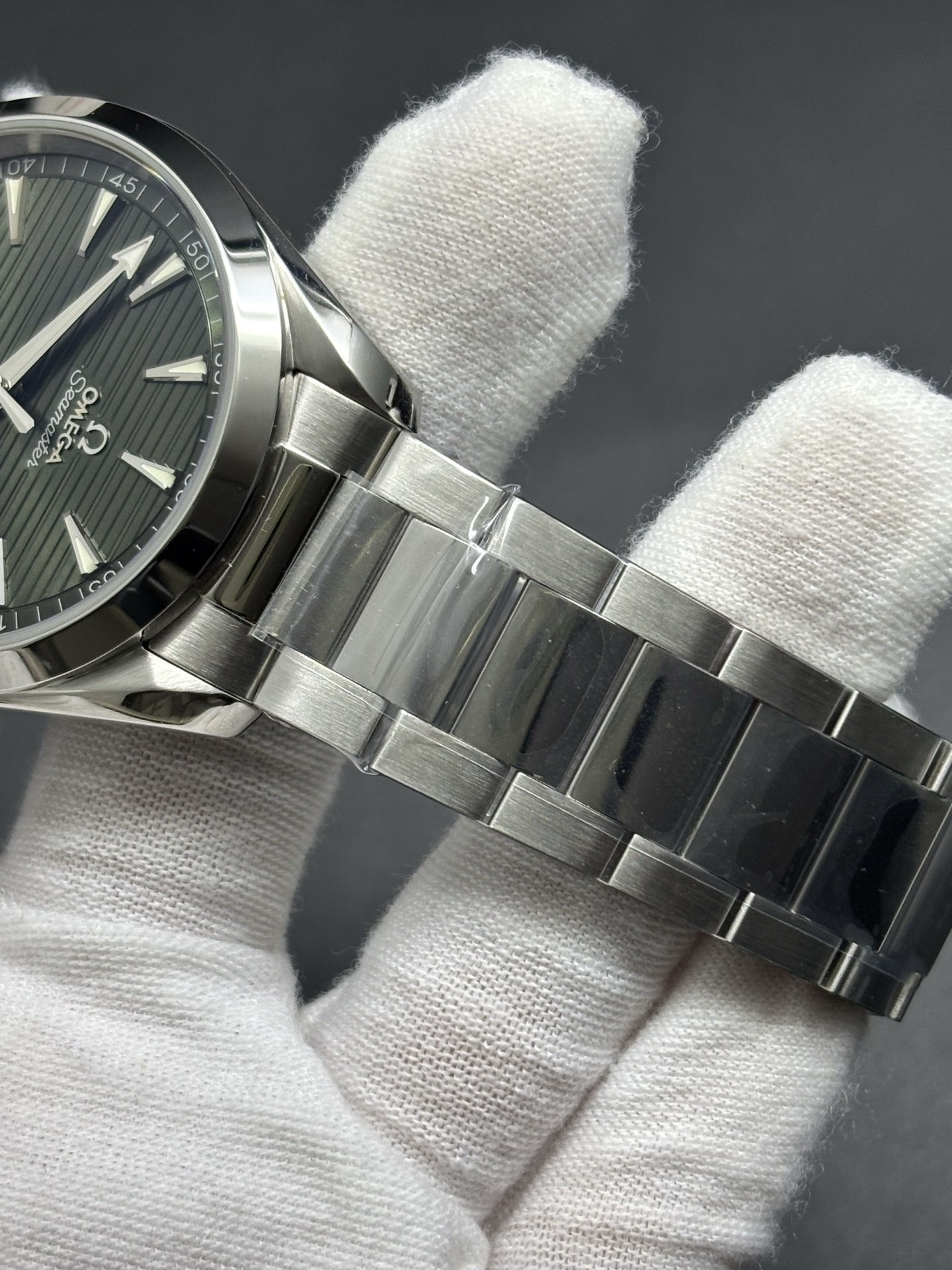 Omega Seamaster Aqua Terra 150M Co-Axial Master Chronometer 41mm MultiPurpose 118