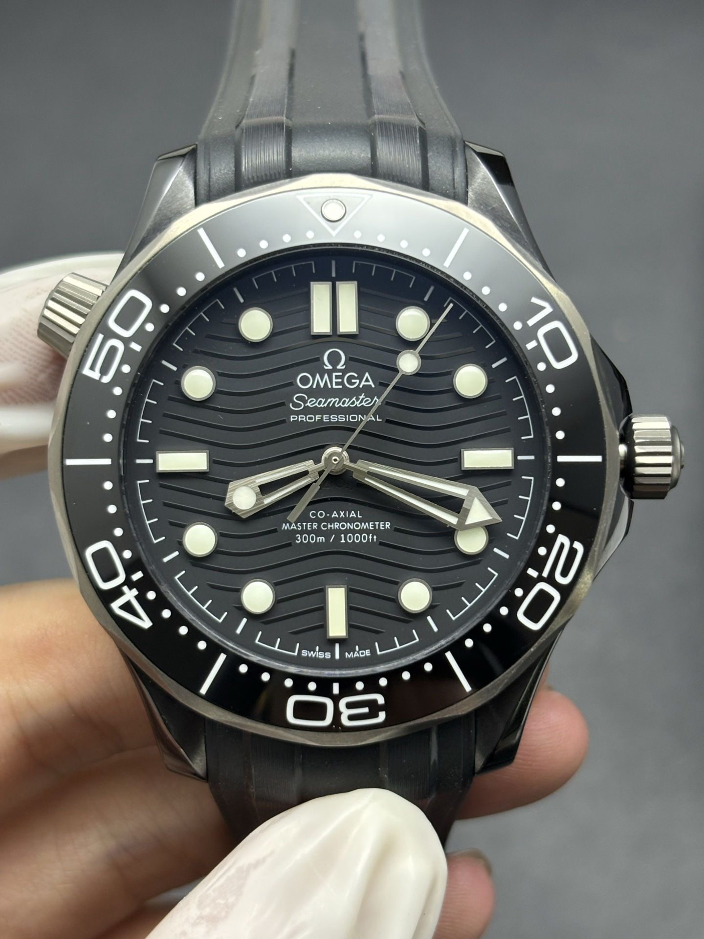 Omega Seamaster Diver 300M Master Ceramic Dial OdorResistant 122