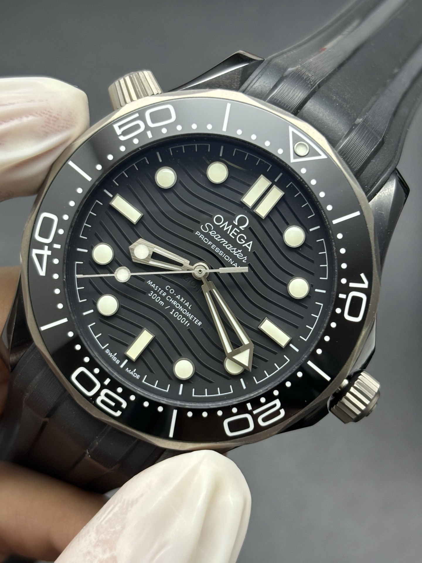 Omega Seamaster Diver 300M Master Ceramic Dial OdorResistant 122