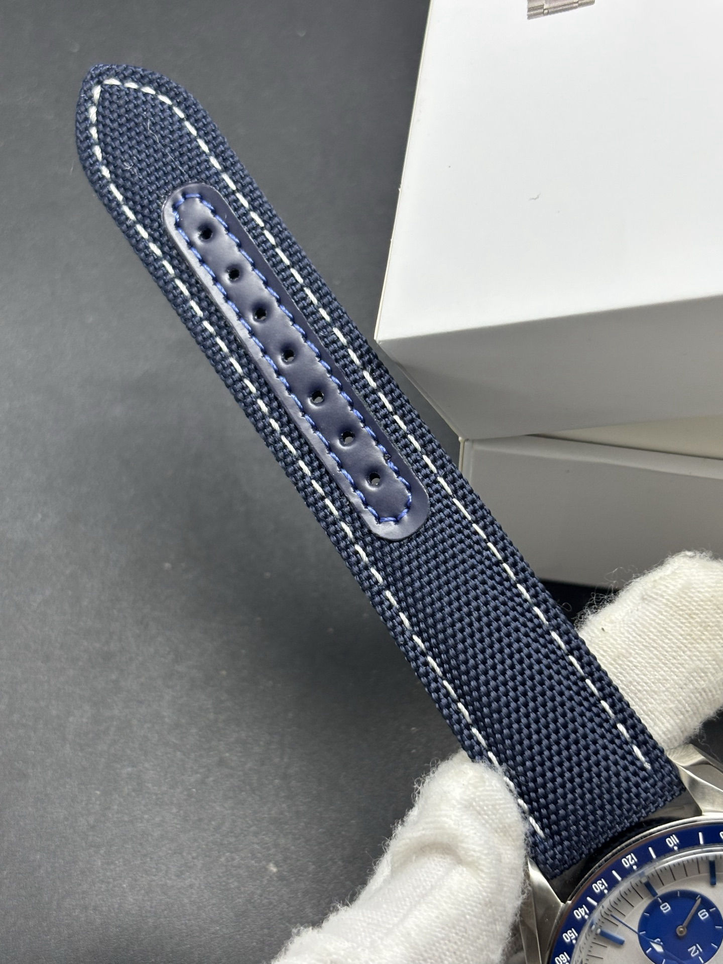 Contemporary Omega Snoopy Award Watch 114