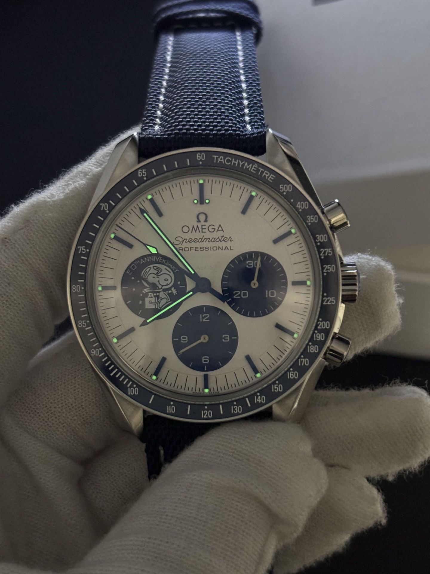 Contemporary Omega Snoopy Award Watch 114