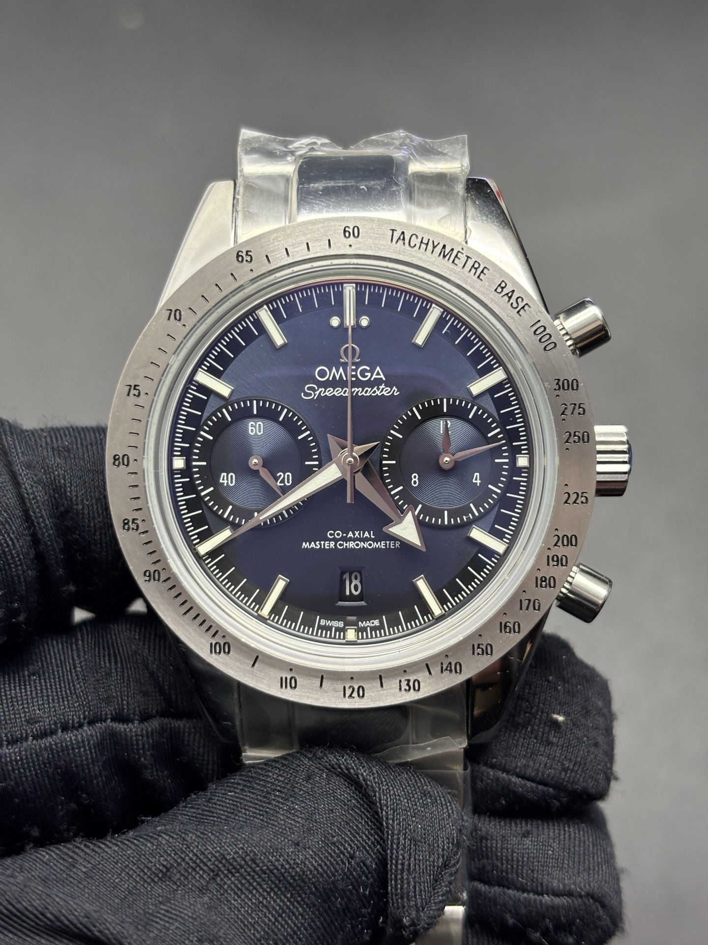 Omega Speedmaster '57 Co-Axial Master Chronometer Chronograph 40.5 mm Resilient 123