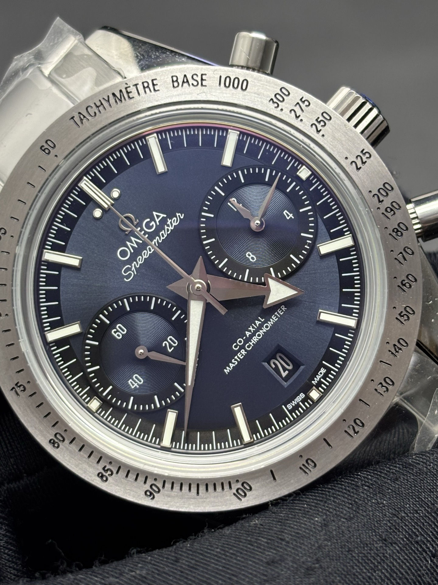 Omega Speedmaster '57 Co-Axial Master Chronometer Chronograph 40.5 mm Resilient 123