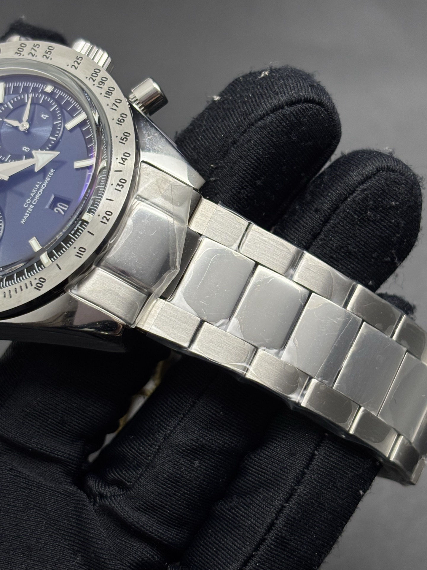 Omega Speedmaster '57 Co-Axial Master Chronometer Chronograph 40.5 mm Resilient 123