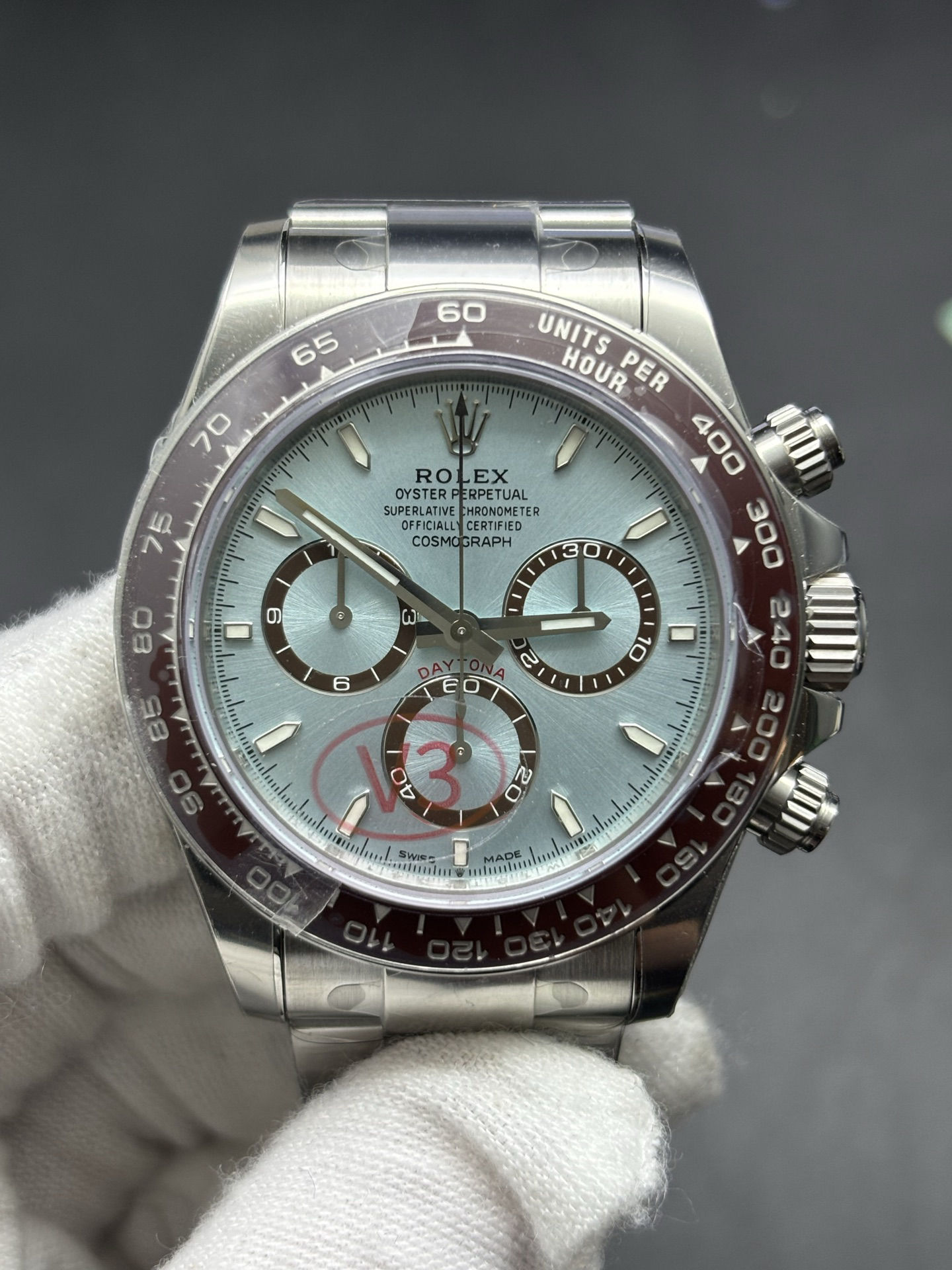 QuickDry Oyster Perpetual Cosmograph Daytona – Platinum with Ice Blue Dial 41