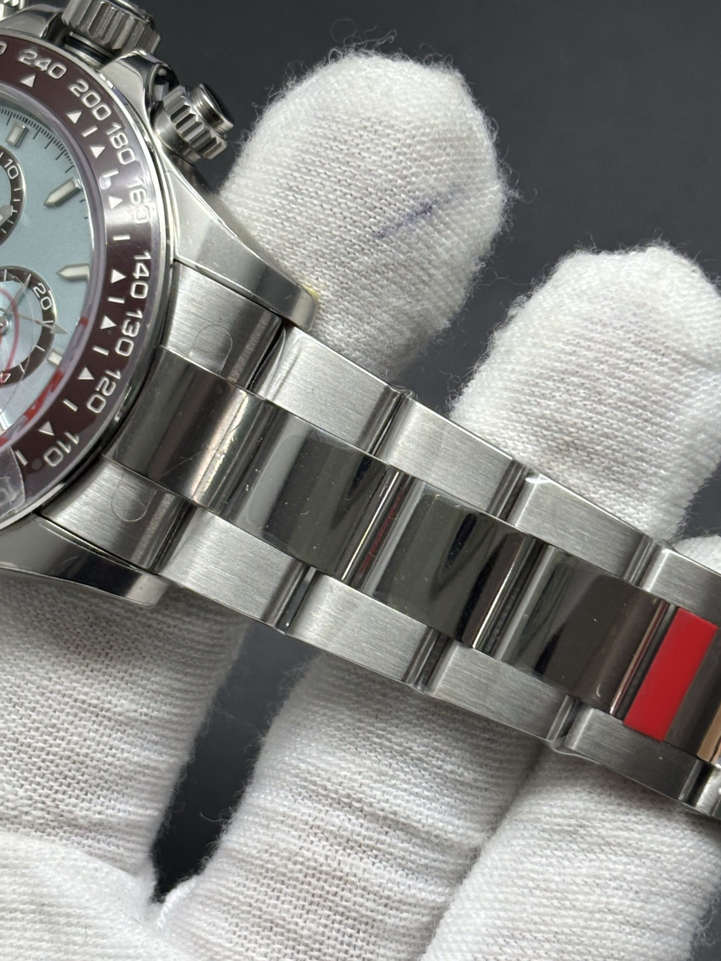 QuickDry Oyster Perpetual Cosmograph Daytona – Platinum with Ice Blue Dial 41