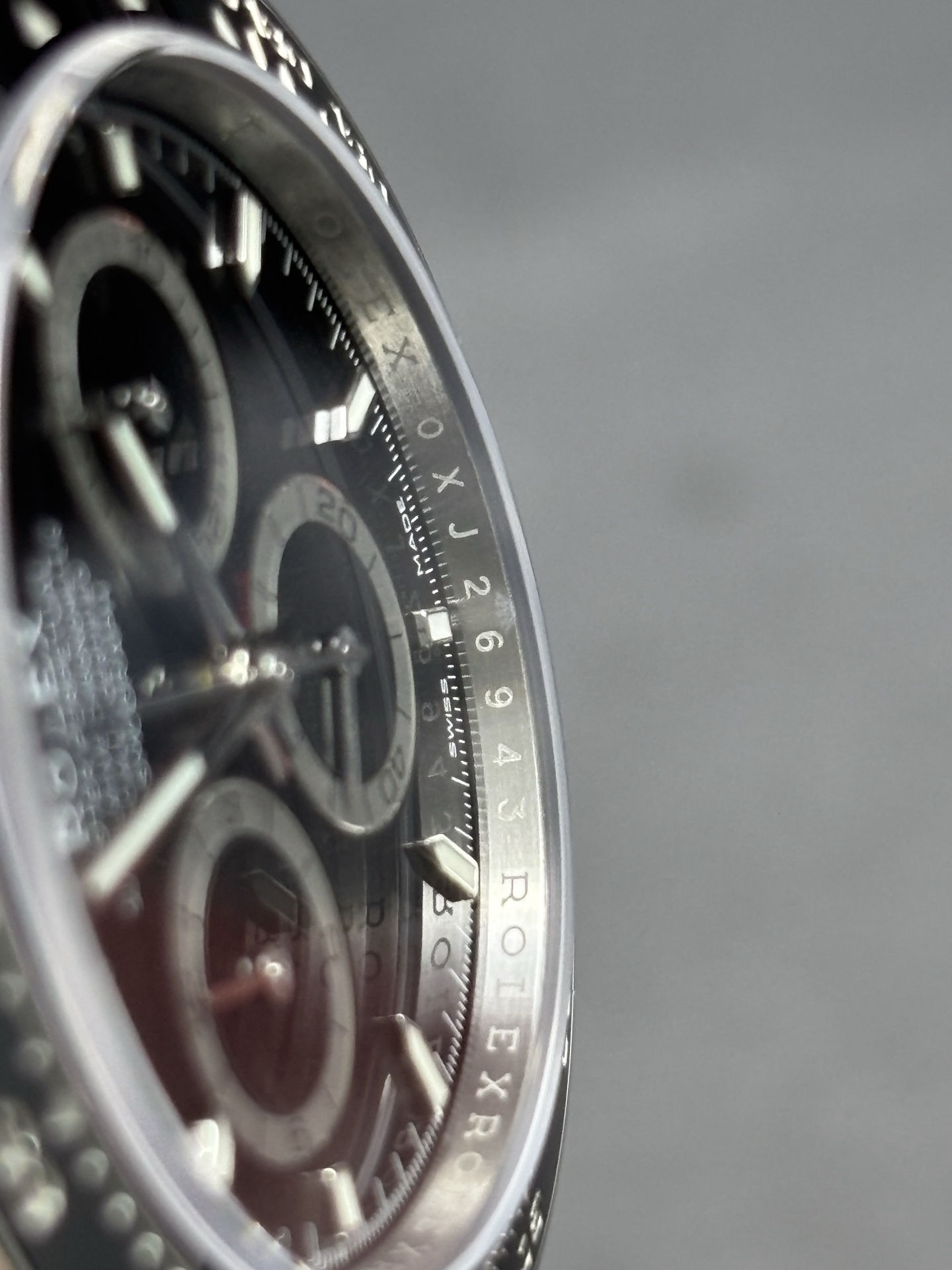 DailyWear Oyster Perpetual Cosmograph Daytona 40mm – Black Dial & Ceramic Bezel 43
