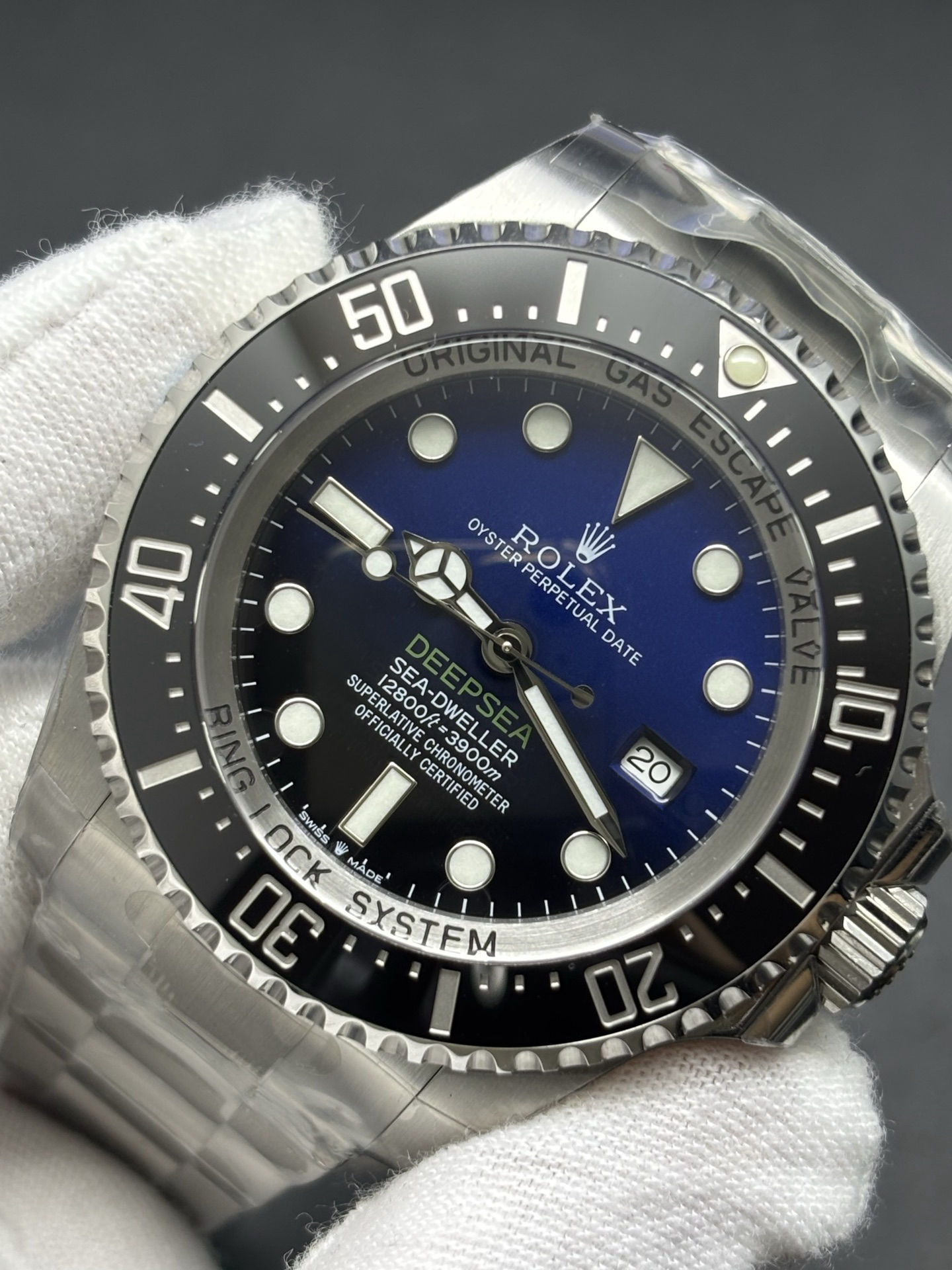 Breathable Oyster Perpetual Date Sea-Dweller Deepsea 42