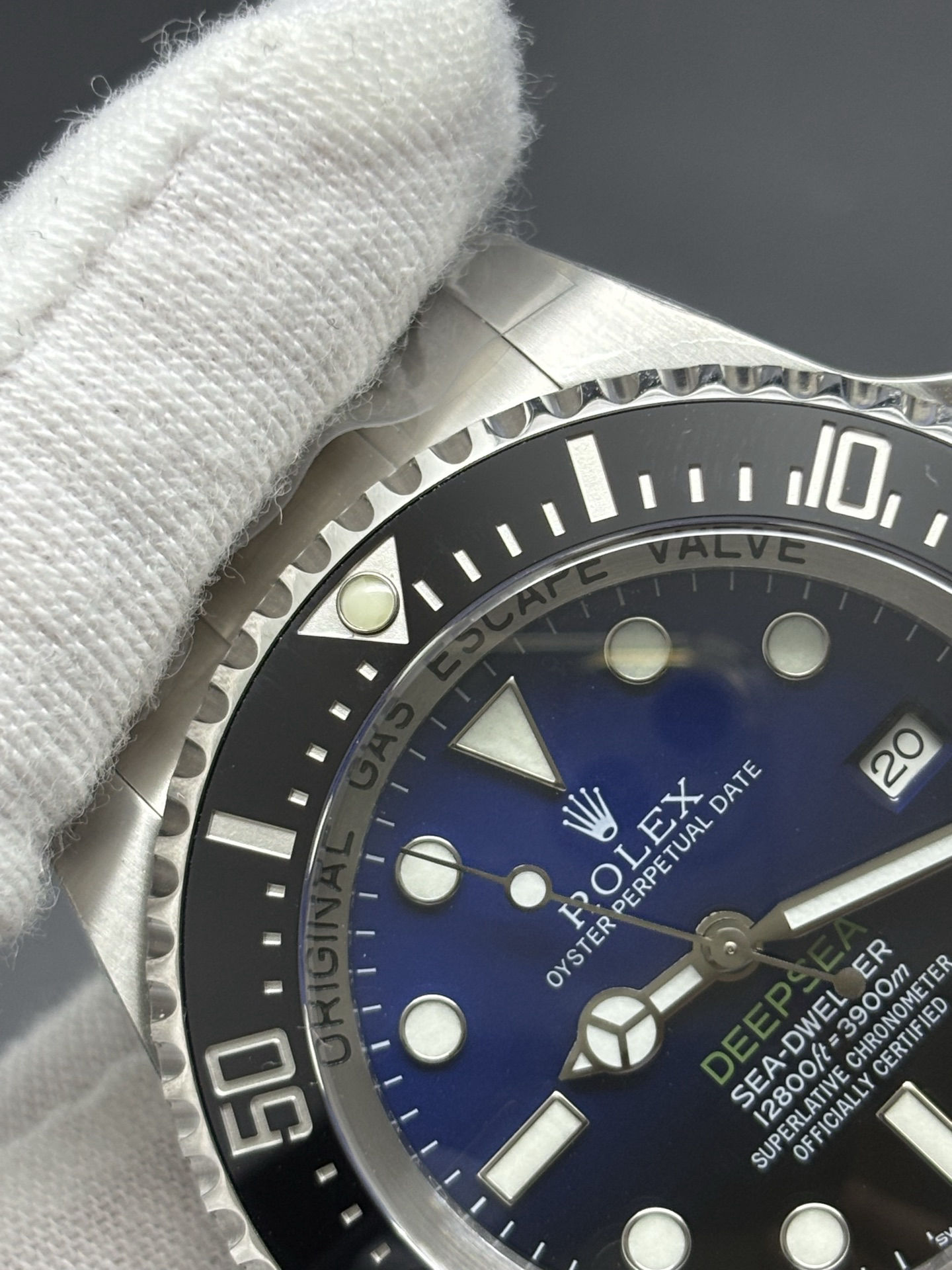 Breathable Oyster Perpetual Date Sea-Dweller Deepsea 42