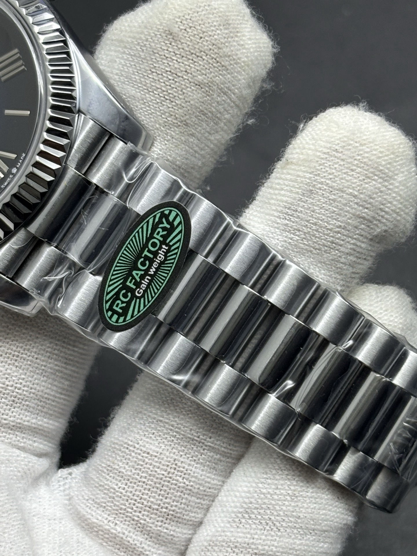 Seasonal Oyster Perpetual Day-Date 40mm Blue Ombré Dial 38