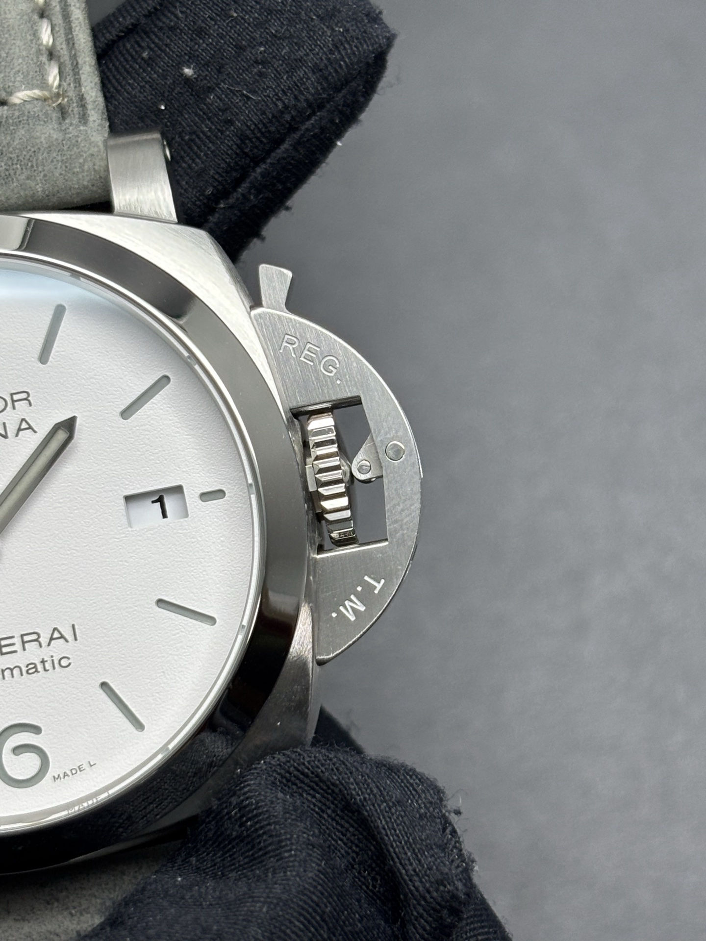 Stylish Panerai Luminor Marina 44mm PAM01314 Watch White Dial 105