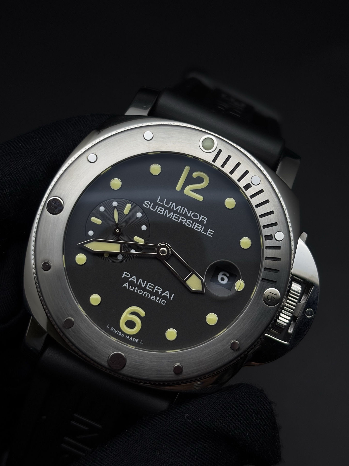 Lightweight Panerai Luminor Submersible Watch Black Dial 44mm case 106