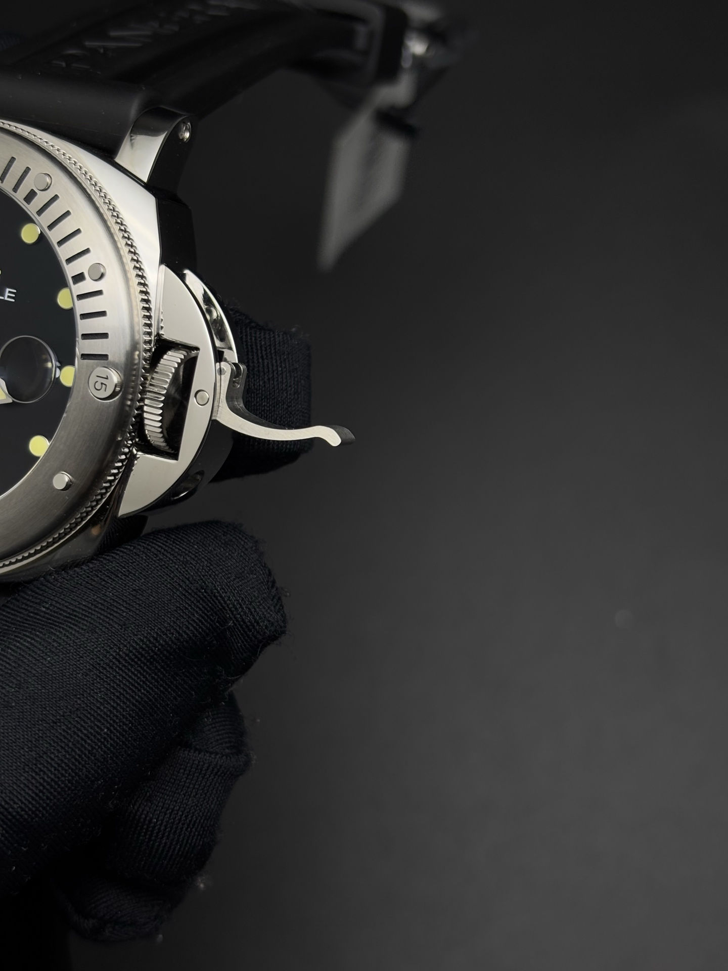 Lightweight Panerai Luminor Submersible Watch Black Dial 44mm case 106