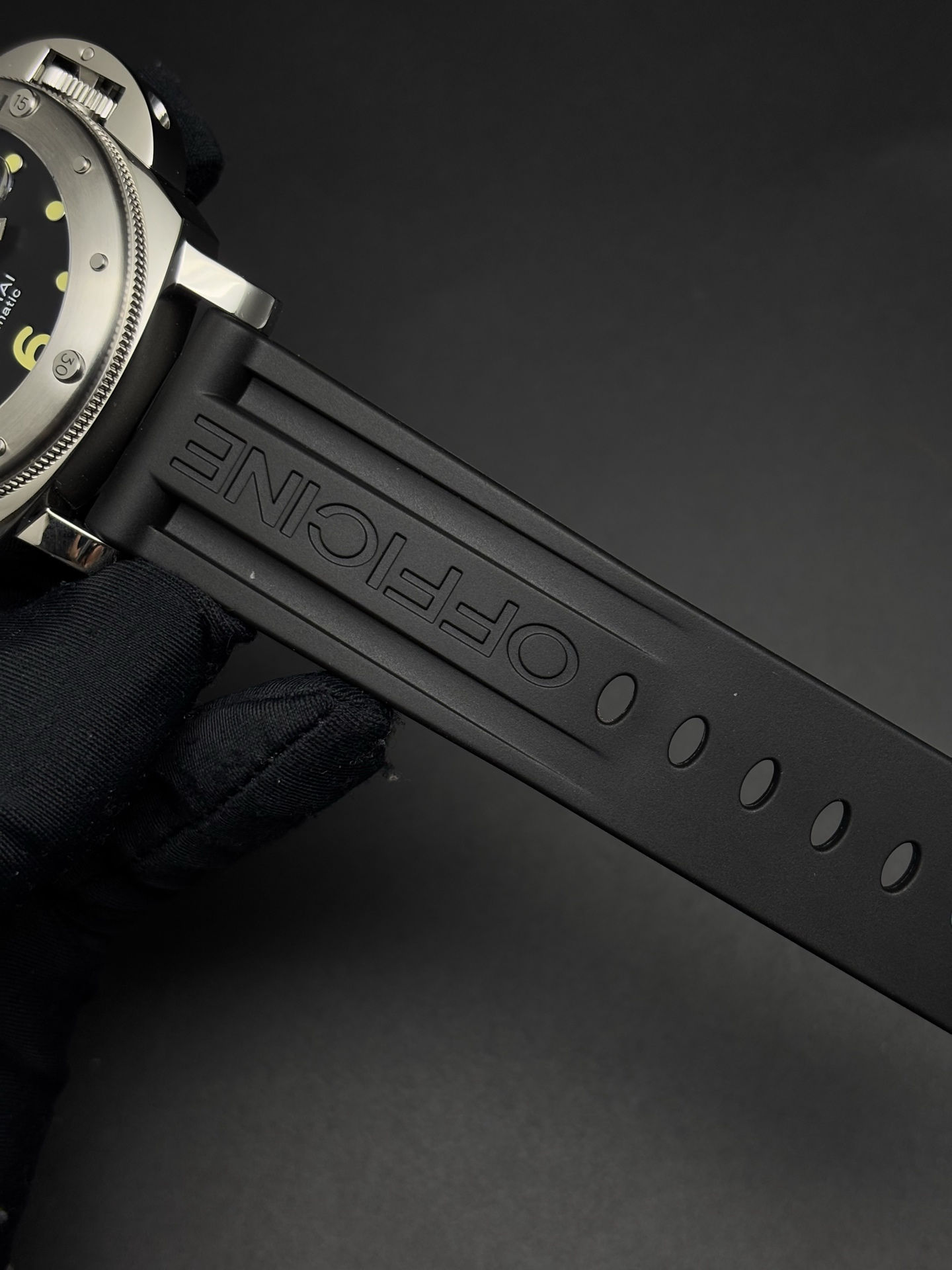 Lightweight Panerai Luminor Submersible Watch Black Dial 44mm case 106
