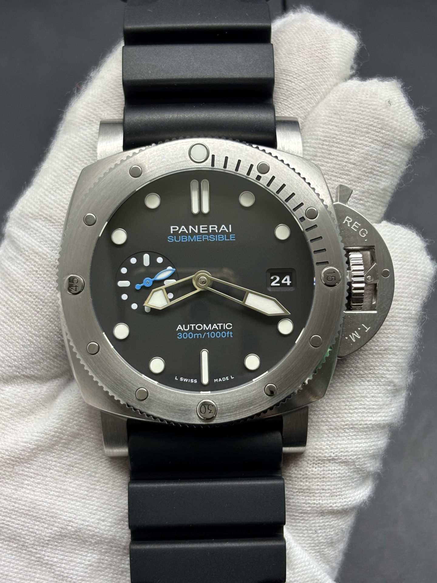 Panerai Submersible Automatic Men's Watch PAM Seasonal 110
