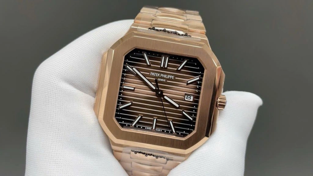 Patek Philippe Cubitus Self-winding Rose Gold SmoothTexture 97