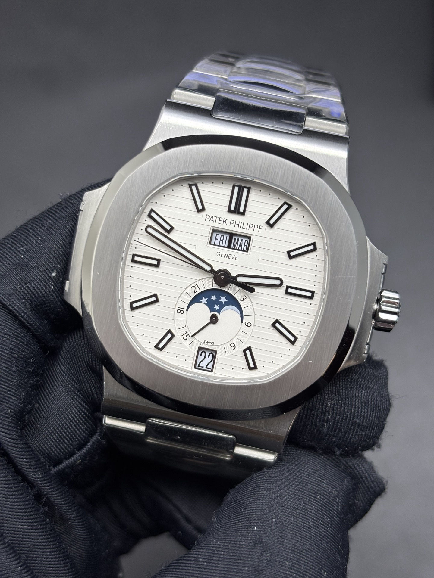 Patek Philippe Nautilus Annual Calendar 5726 1A- Durable 88