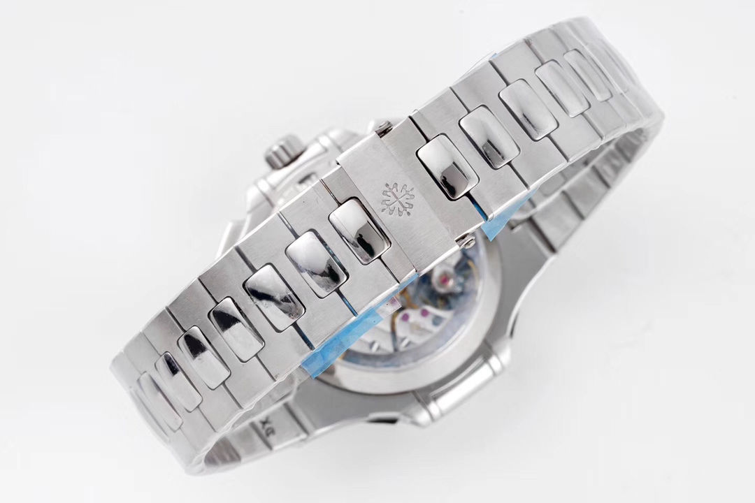 Patek Philippe Nautilus Chronograph 5980 1A- Sleek 83
