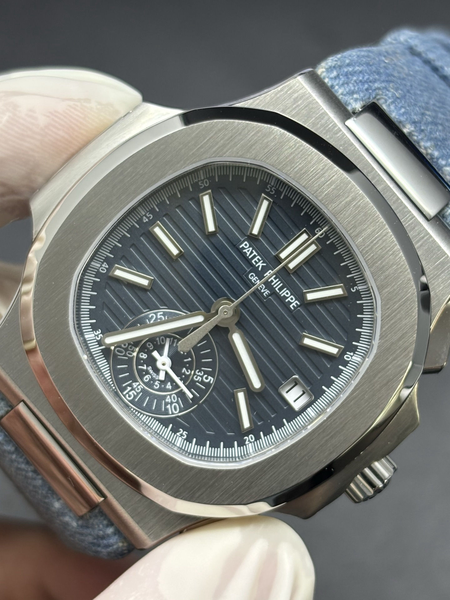 Unisex Patek Philippe Nautilus Flyback Chronograph Ref 5980 60G- 93