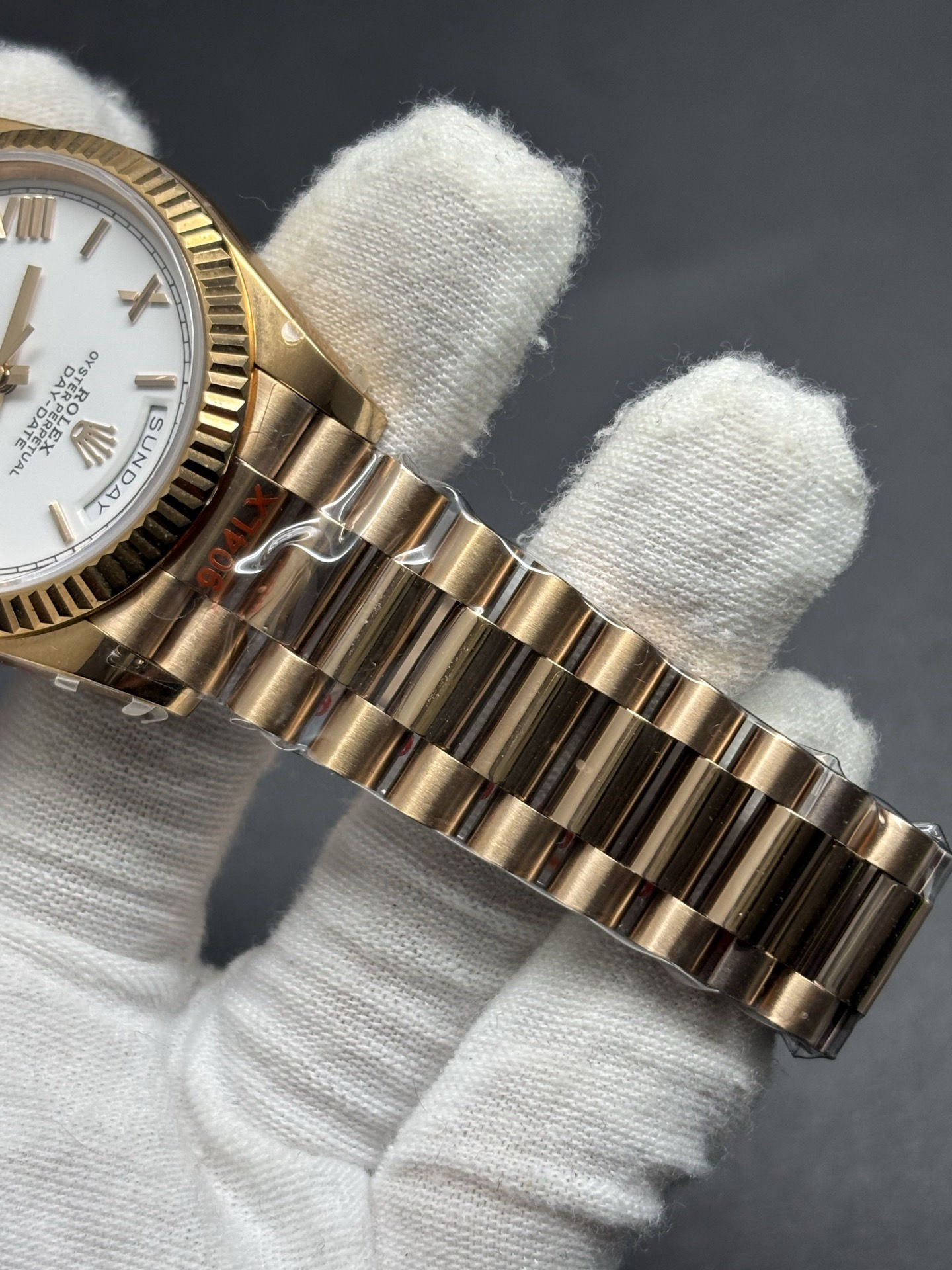 Classic Rolex Day-Date 40mm 18k Yellow Gold White Dial 46