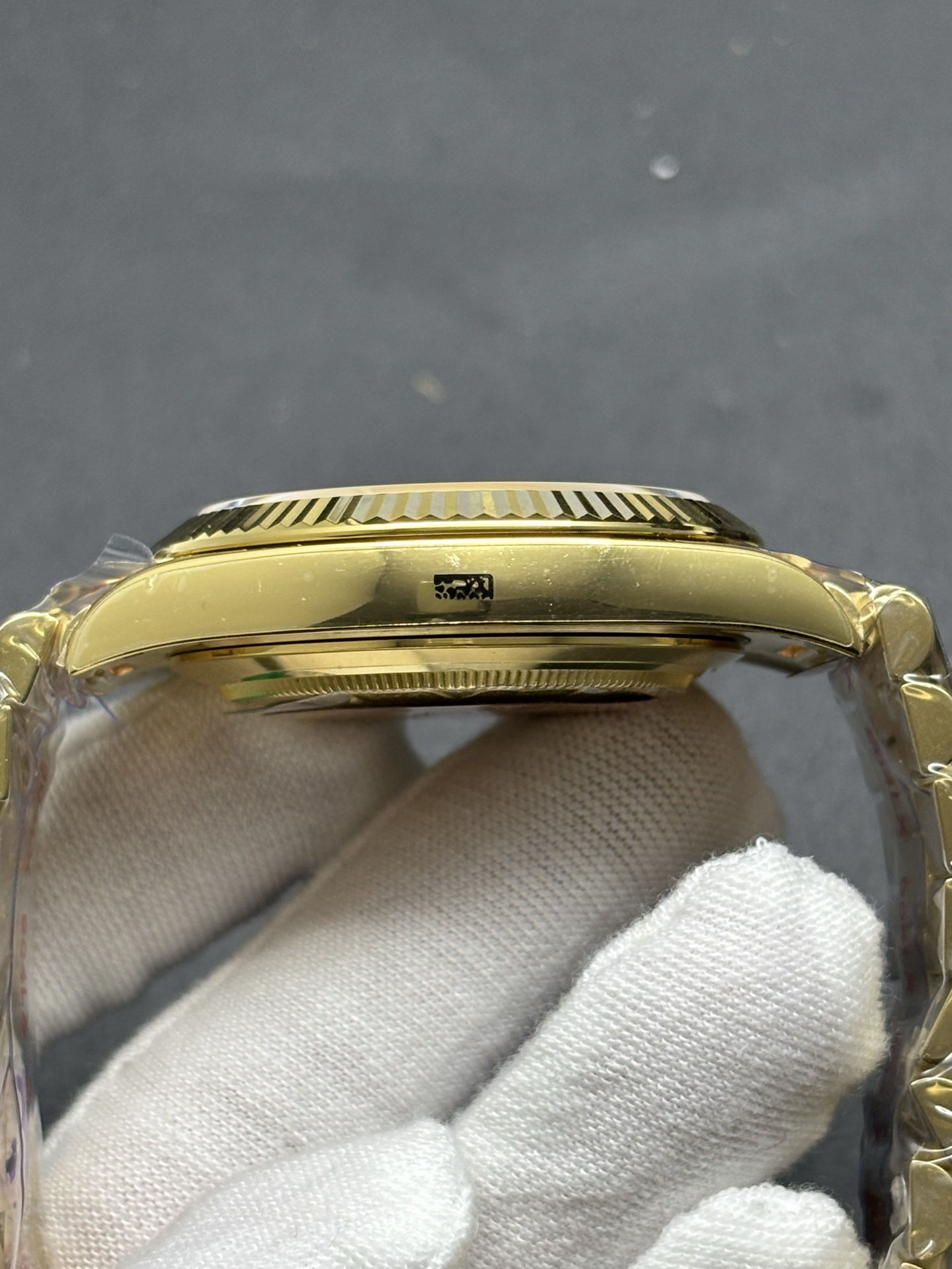 StreetReady Rolex Day-Date 40mm President Watch 18k Yellow Gold Roman Numeral Dial 37