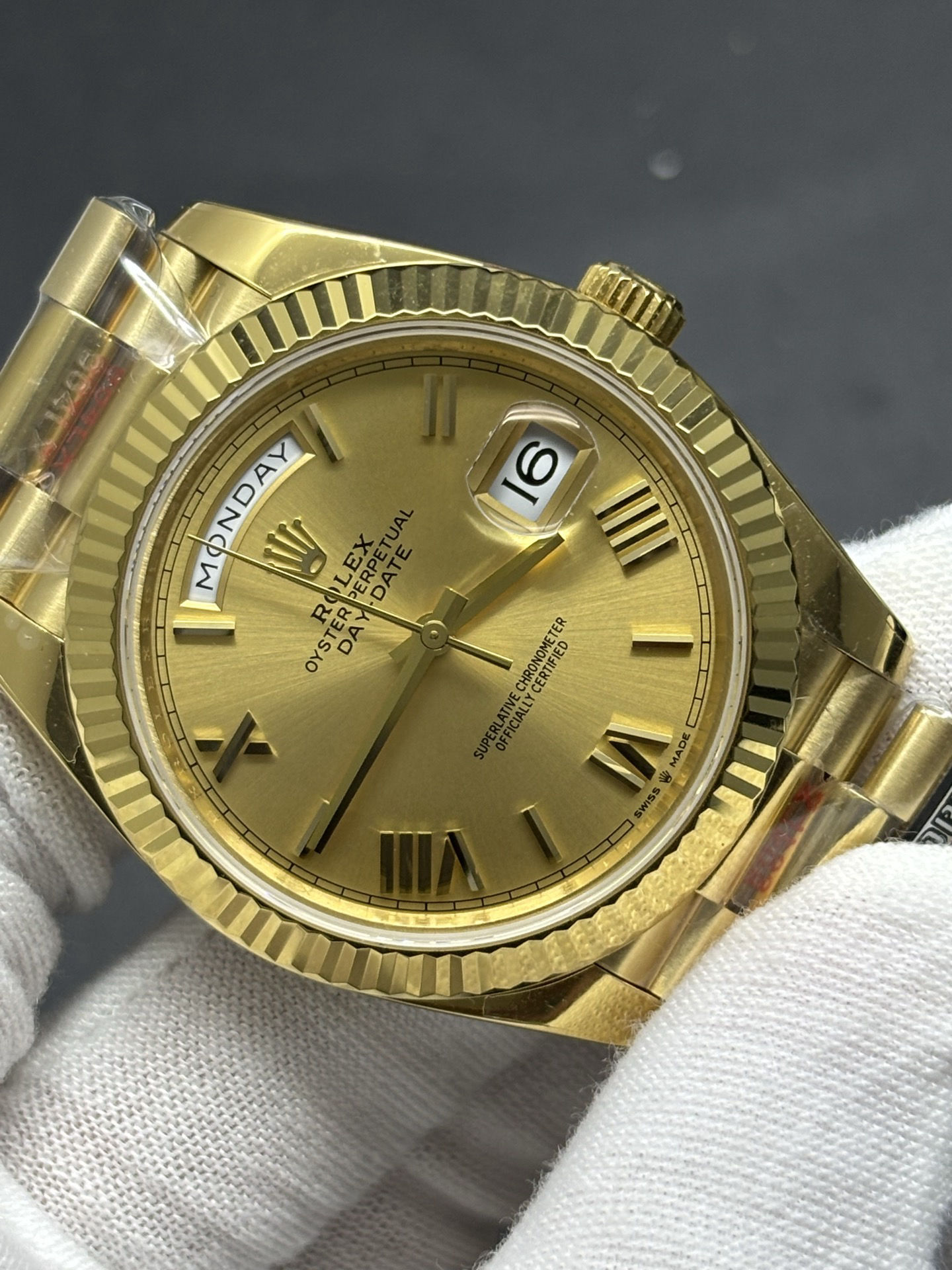 StreetReady Rolex Day-Date 40mm President Watch 18k Yellow Gold Roman Numeral Dial 37