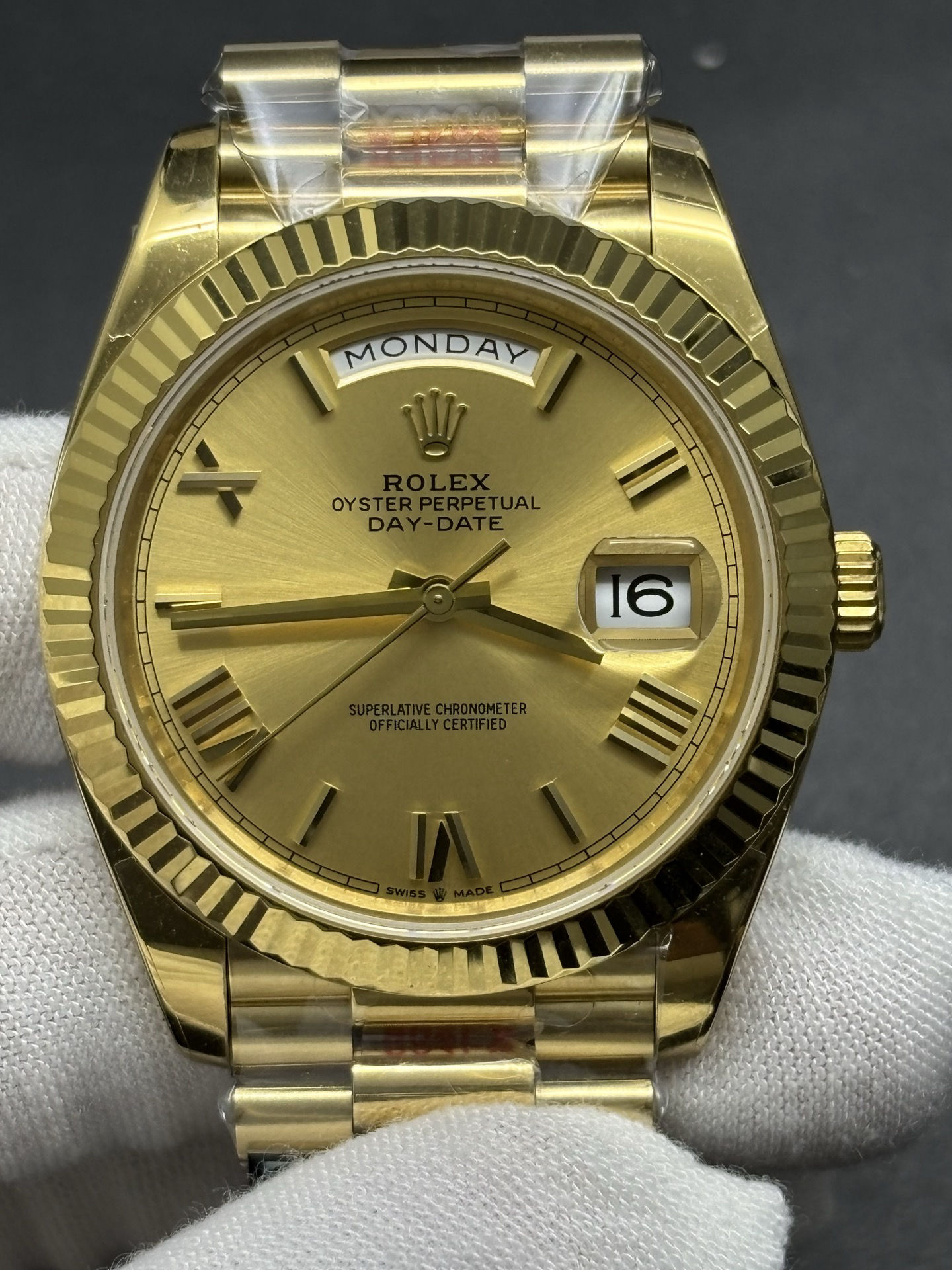 StreetReady Rolex Day-Date 40mm President Watch 18k Yellow Gold Roman Numeral Dial 37