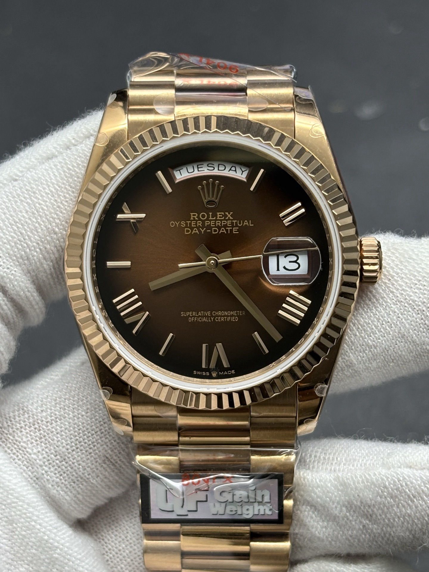 Rolex Day-Date 40mm Watch in 18k Everose Gold Chocolate Dial Affordable 56