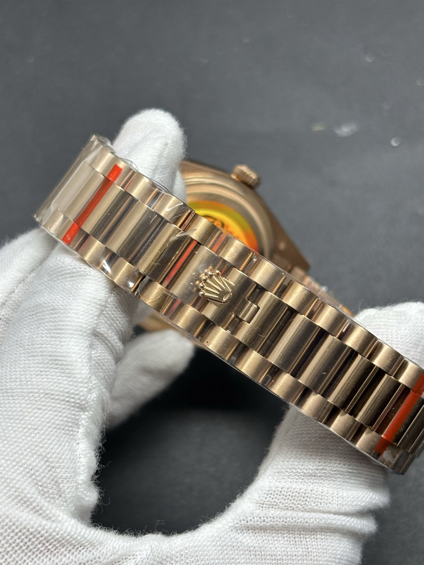Rolex Day-Date 40mm Watch in 18k Everose Gold Chocolate Dial Affordable 56