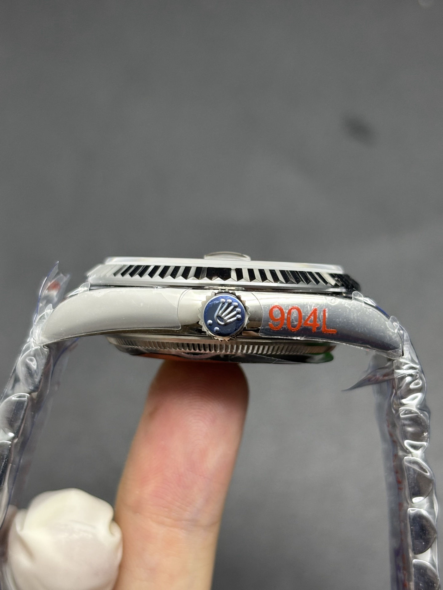 Rolex Day-Date Silver Dial and Fluted Bezel SunProtective 67