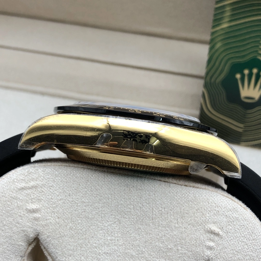 Rolex Daytona Ref 116518 Yellow Gold Chronograph Wristwatch Bright 14