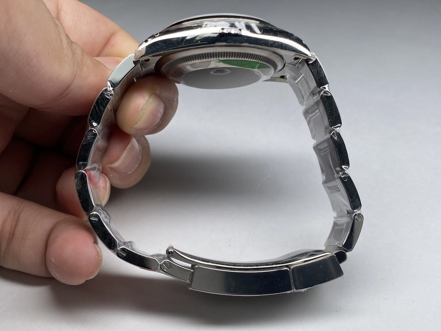 Tailored Rolex Explorer Watch in Oyster steel 40mm 31