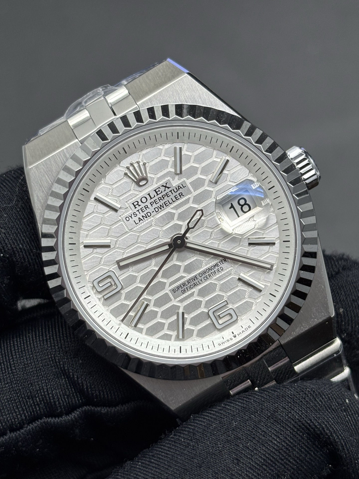 Sleek Rolex Land-Dweller Fluted Bezel 36mm – Ref 127334- 72