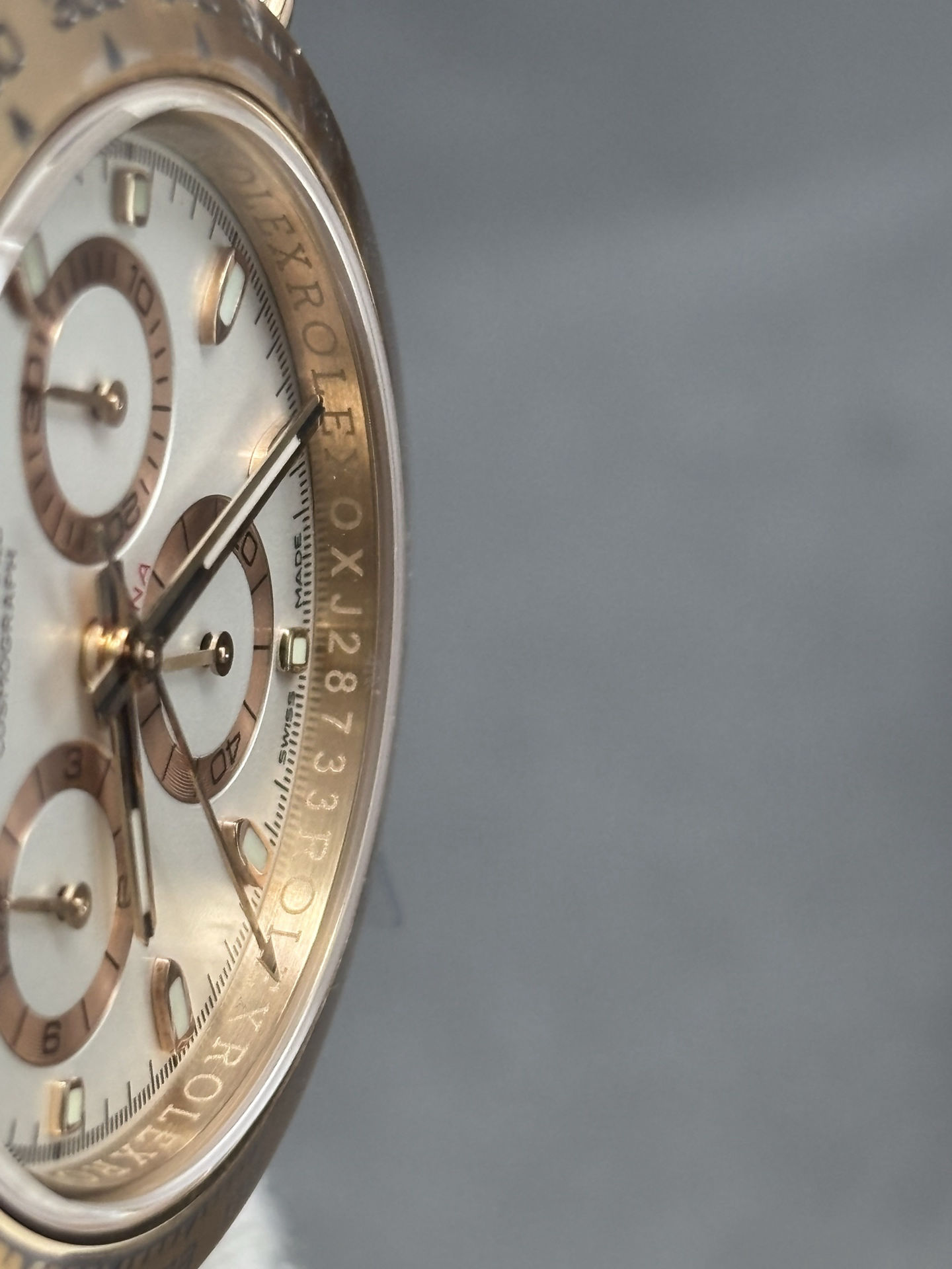 Rolex Oyster Perpetual Cosmograph Daytona 116505 in 18k Everose Gold with White Dial ZeroBulk 61