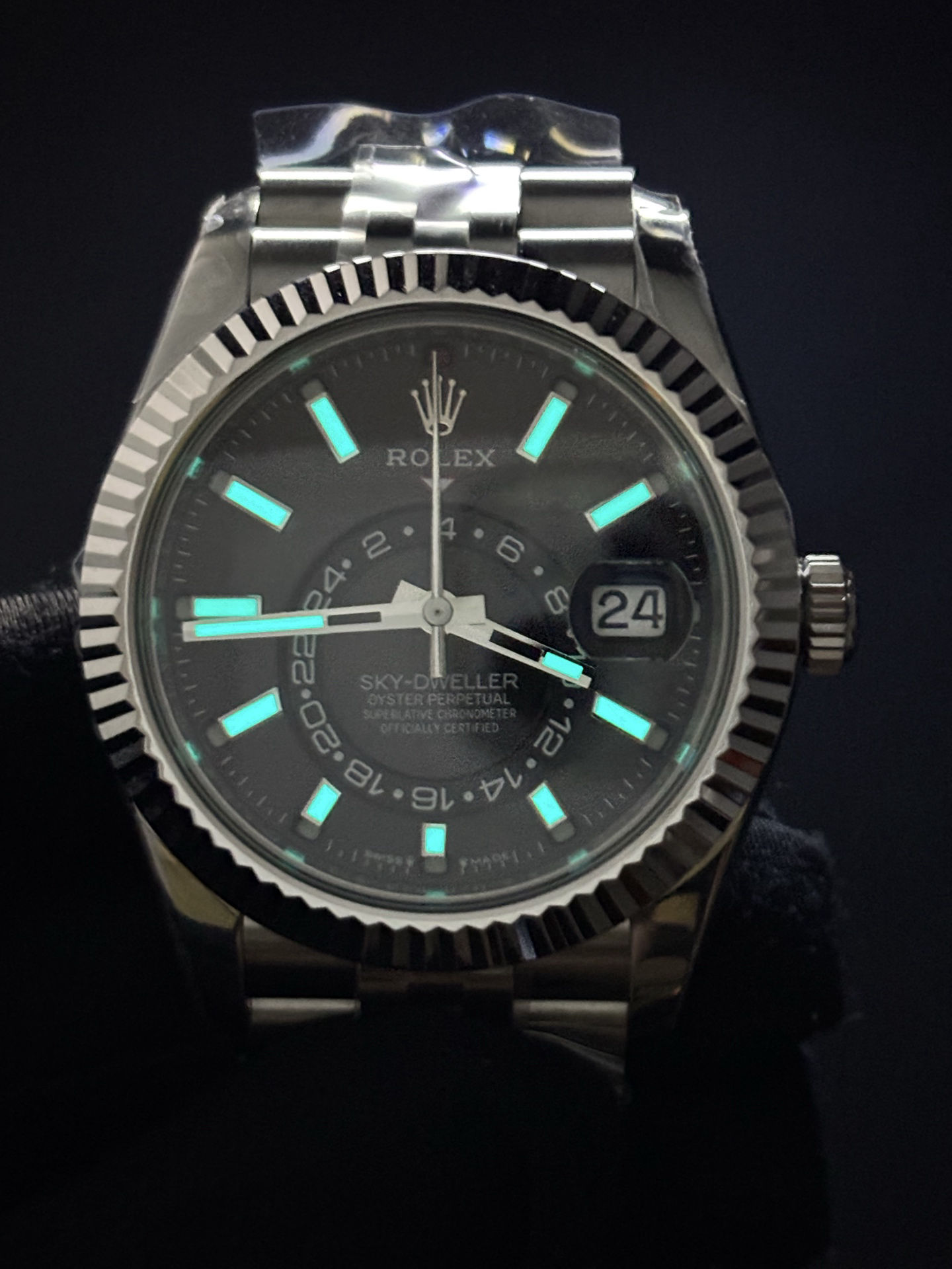 Packable Rolex Oystersteel Sky-Dweller Black Dial 76
