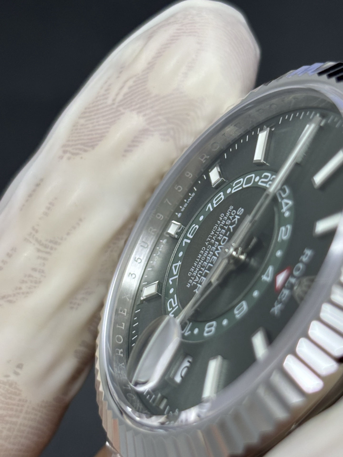 Rolex Sky-Dweller 42mm Green Dial Supportive 77